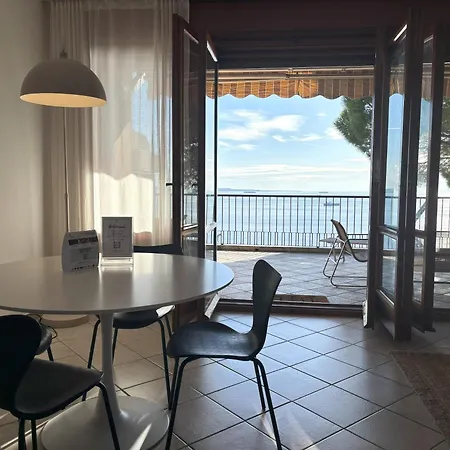 Vista Blu - Reception Terst